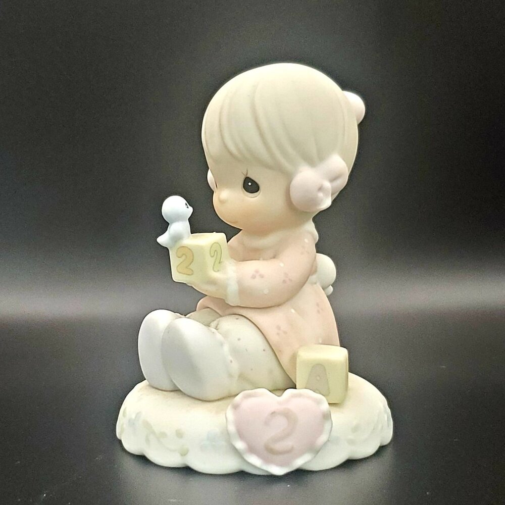 Precious Moments GROWING IN GRACE, AGE TWO Ceramic Collectible Figurine 1994